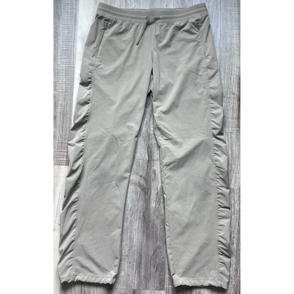 KUHL Freeflex Move Pants Women’s Size Medium Reg UPF 50+ Outdoors Hiking Tan